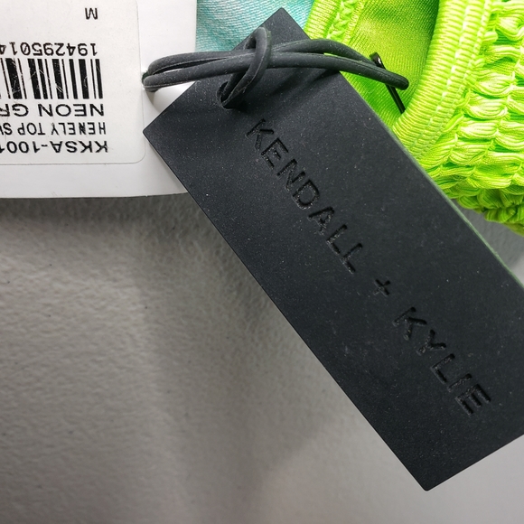 Kendal and Kylie Smocked Thermal Faux Button Scoopneck Bikini Top NWT Me… - Picture 13 of 16